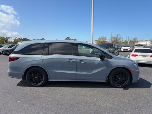 Used 2023 Honda Odyssey Sport image 8