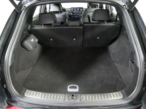 Used 2022 Genesis GV70 2.5T w/ Sport Prestige Package AWD/4WD image 18