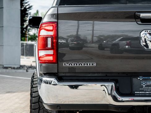Used 2019 RAM 2500 Laramie image 12