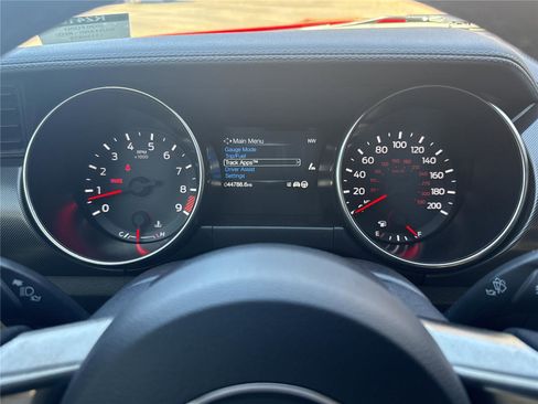 Used 2020 Ford Mustang Shelby GT350 w/ Technology Package image 11