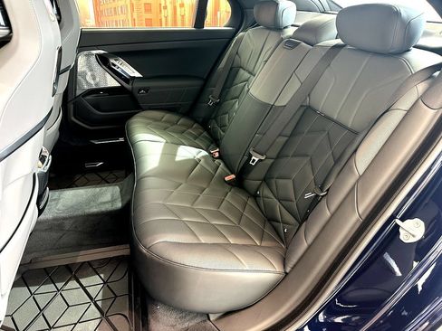 New 2026 BMW 740i xDrive w/ Executive Package AWD/4WD image 15