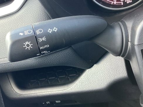 Used 2025 Toyota RAV4 XLE image 24