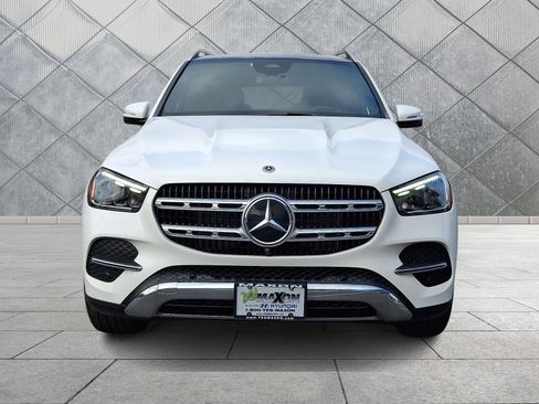 Used 2024 Mercedes-Benz GLE 350 4MATIC image 2