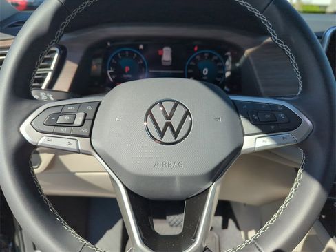 New 2026 Volkswagen Atlas SEL image 39
