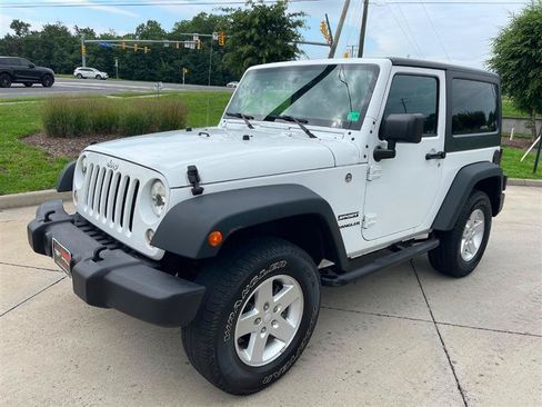 Used 2016 Jeep Wrangler Sport w/ Quick Order Package 24S AWD/4WD image 45