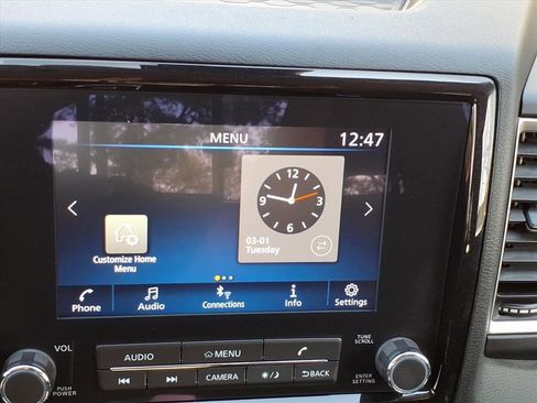 Used 2024 Nissan Frontier SV w/ SV Convenience Package image 18