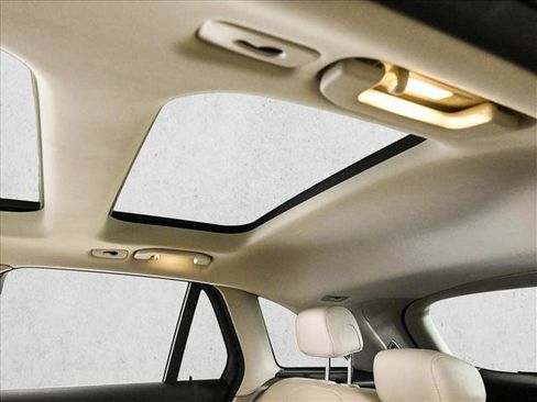 Used 2021 Mercedes-Benz GLC 300 4MATIC image 21