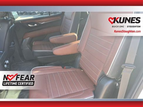 Used 2023 GMC Yukon Denali Ultimate w/ LPO, Floor Liner Package image 39