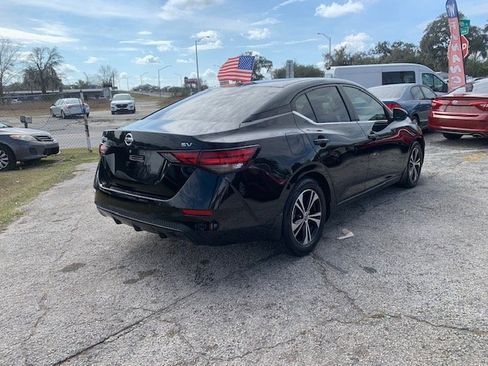 Used 2021 Nissan Sentra SV image 4