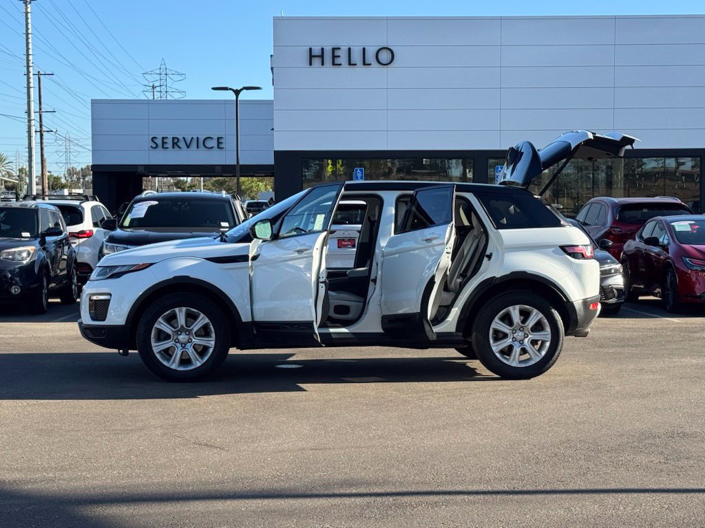 Used 2018 Land Rover Range Rover Evoque SE AWD/4WD image 26