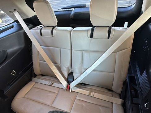 Certified 2022 Ford Explorer XLT w/ Equipment Group 202A image 24