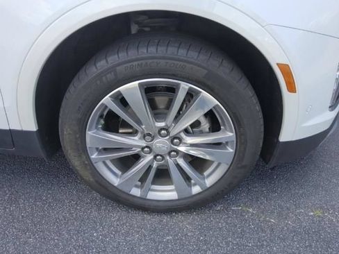 Used 2024 Cadillac XT5 Premium Luxury w/ Technology Package FWD image 7