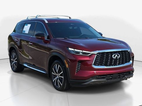 Used 2023 INFINITI QX60 Sensory w/ Cargo Package AWD/4WD image 3
