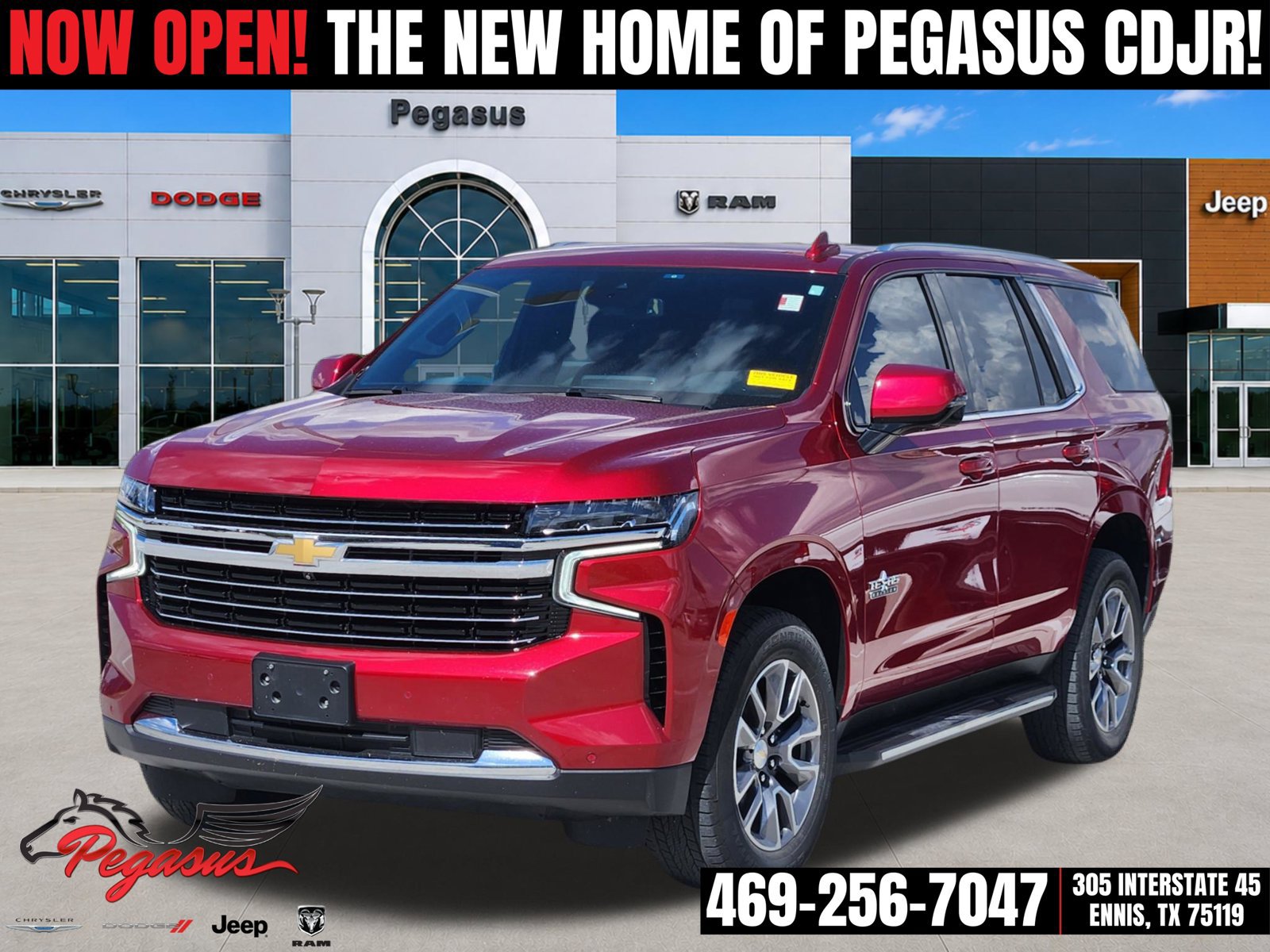 Used 2024 Chevrolet Tahoe LT w/ Luxury Package RWD image 2