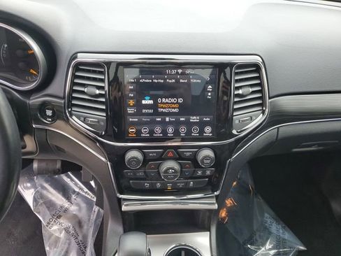 Used 2019 Jeep Grand Cherokee Limited w/ Luxury Group II image 27