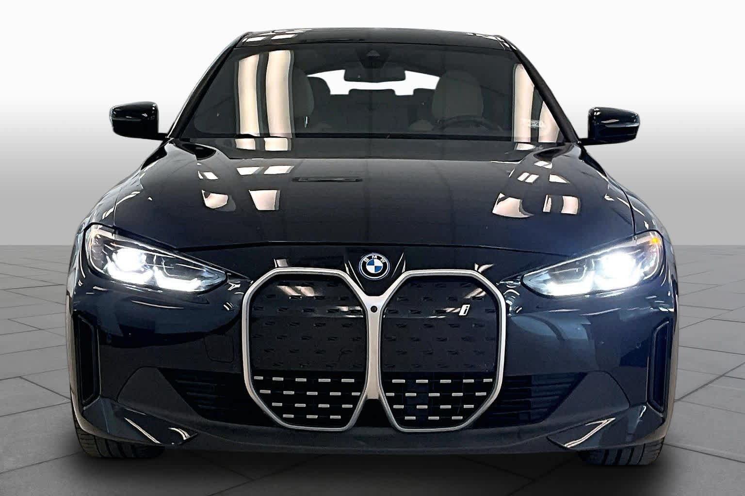 Used 2023 BMW i4 eDrive35 w/ Premium Package RWD image 3