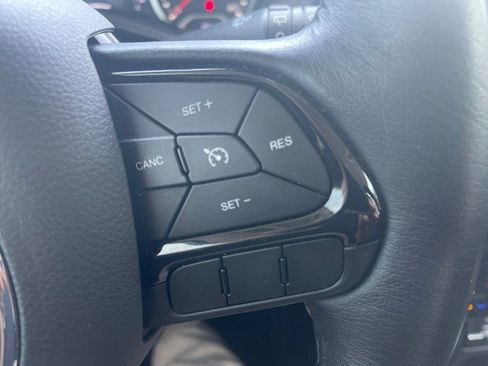 Used 2020 Jeep Renegade Altitude image 16