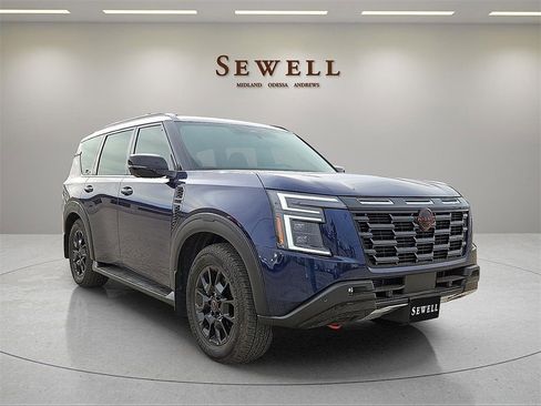 Used 2025 Nissan Armada PRO-4X image 6