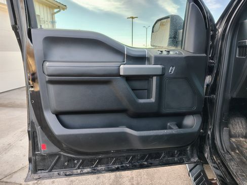 Used 2018 Ford F150 XLT w/ Equipment Group 302A Luxury image 10