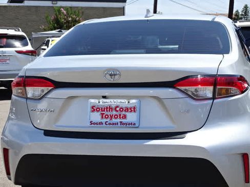 Used 2024 Toyota Corolla LE FWD image 15