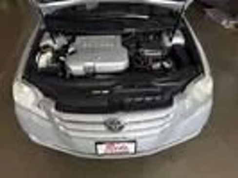 Used 2006 Toyota Avalon XLS image 7
