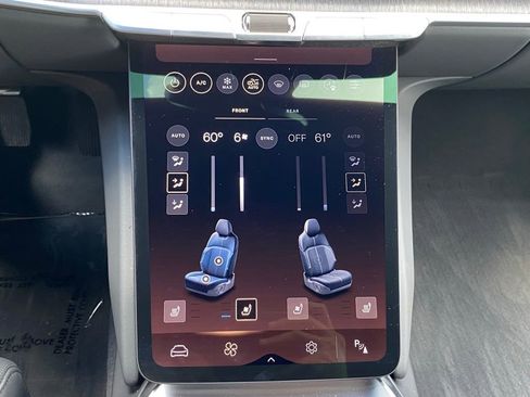 Used 2024 Lucid Air Touring image 31