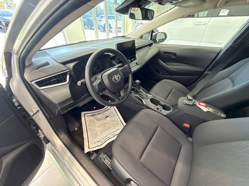 Used 2023 Toyota Corolla LE w/ Carpet Mat Package (TMS) FWD image 10