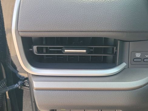 New 2026 Toyota Grand Highlander XLE FWD image 33