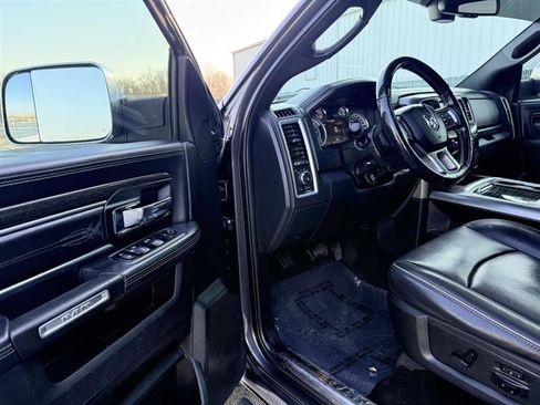 Used 2017 RAM 1500 Limited image 30