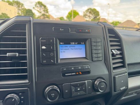 Used 2019 Ford F150 XL w/ Equipment Group 101A Mid AWD/4WD image 25
