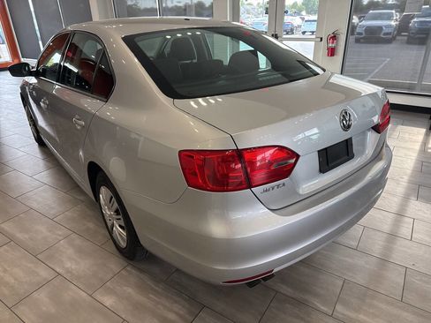 Used 2013 Volkswagen Jetta S image 6