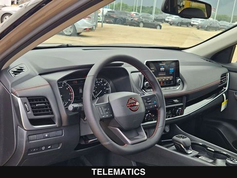 New 2026 Nissan Rogue SV AWD/4WD image 13