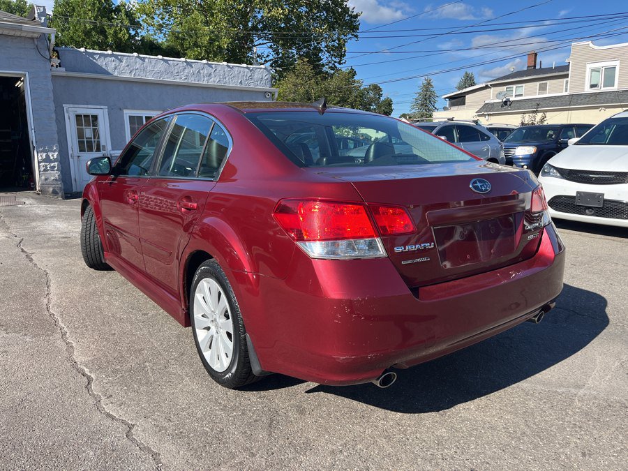 Used 2011 Subaru Legacy 3.6R Limited AWD/4WD image 7