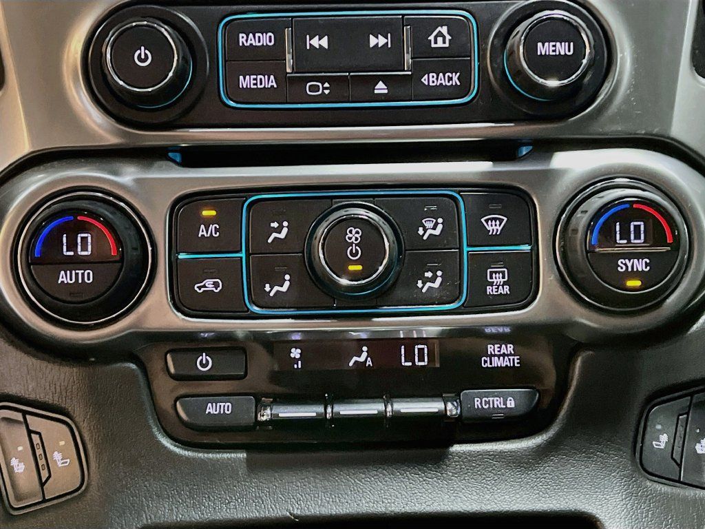 Used 2020 Chevrolet Tahoe LT AWD/4WD image 15