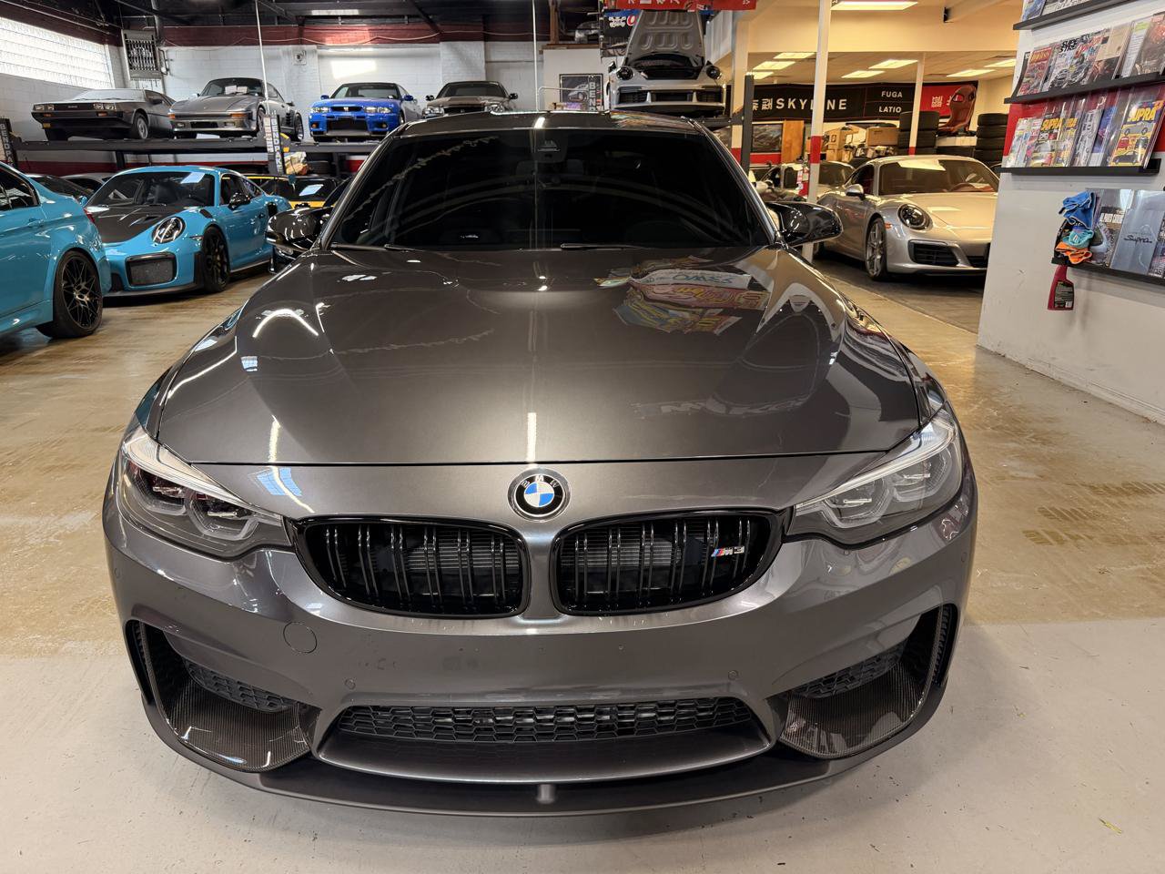 Used 2018 BMW M3 RWD image 2