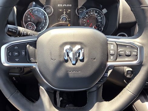 Used 2025 RAM 1500 Big Horn AWD/4WD image 19