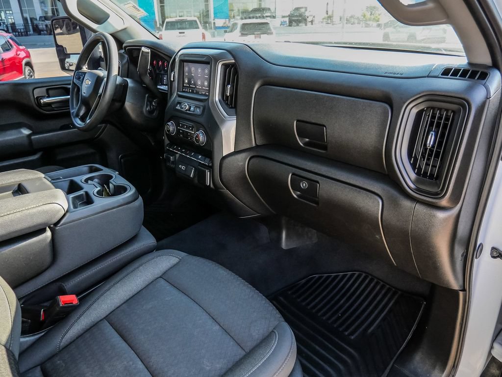 Used 2024 Chevrolet Silverado 2500 Custom w/ Custom Value Package AWD/4WD image 16