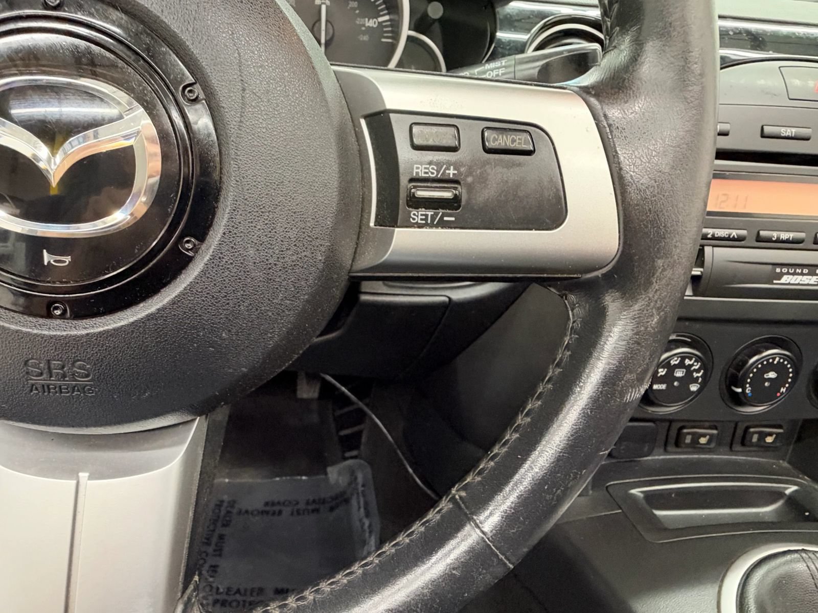 Used 2007 MAZDA MX-5 Miata Grand Touring w/ Premium Pkg RWD image 23