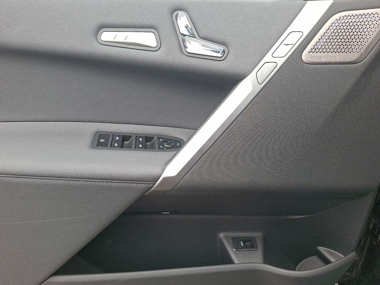 Used 2025 BMW iX M60 AWD/4WD image 12