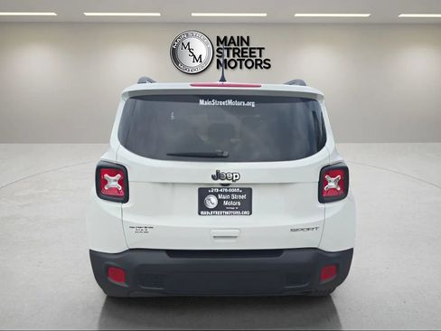 Used 2021 Jeep Renegade Sport w/ Sport Appearance Group FWD image 4
