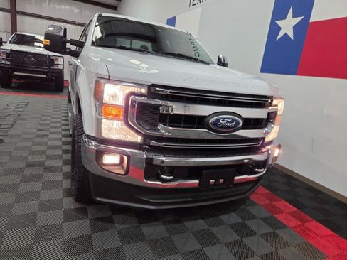 Used 2020 Ford F250 XLT w/ XLT Premium Package AWD/4WD image 22