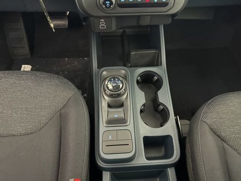 New 2025 Ford Maverick XL image 13