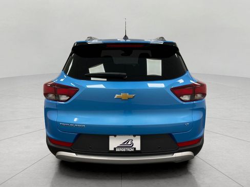 Used 2025 Chevrolet TrailBlazer LT w/ Driver Confidence Package FWD image 5