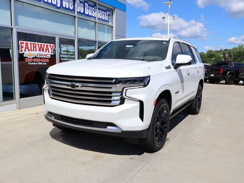 Certified 2024 Chevrolet Tahoe High Country AWD/4WD image 6