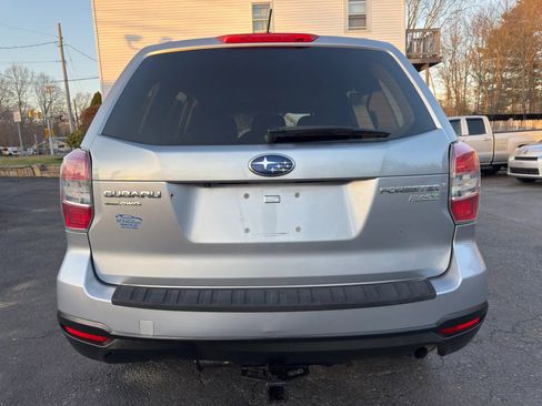 Used 2015 Subaru Forester 2.5i Premium AWD/4WD image 5