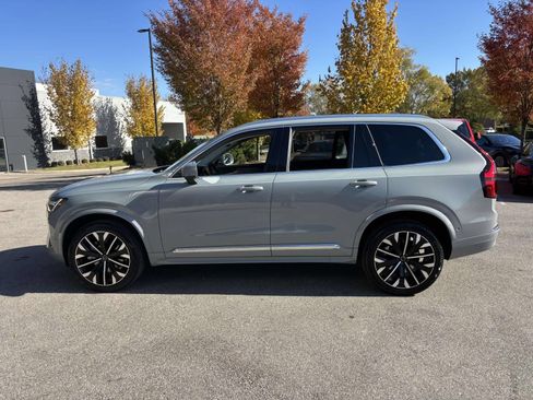 Used 2026 Volvo XC90 B6 Ultra w/ Protection Package AWD/4WD image 4