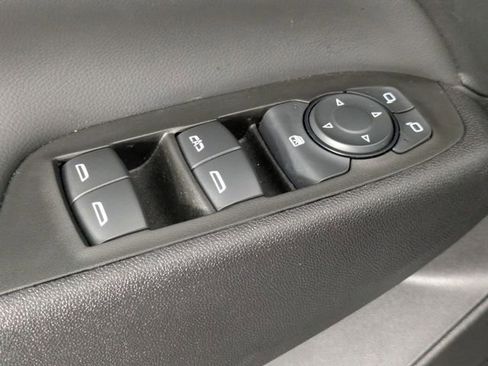Certified 2024 Chevrolet Equinox LT FWD image 10