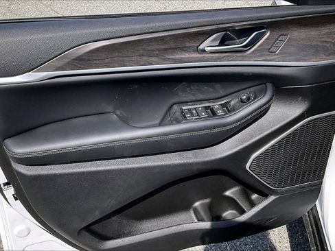 New 2026 Jeep Grand Cherokee Limited w/ Limited Altitude Package image 26