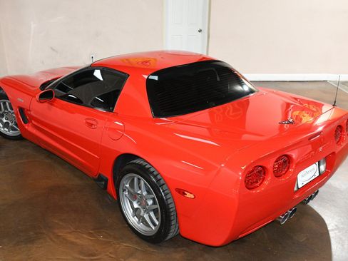 Used 2003 Chevrolet Corvette Z06 w/ Memory Package, 3 Drivers RWD image 80