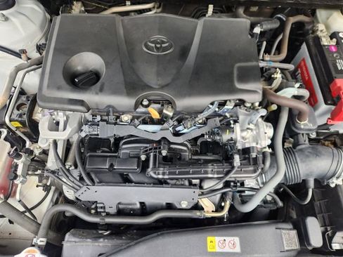 Certified 2021 Toyota Camry XSE FWD image 31